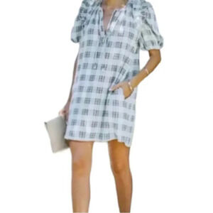 Vici cotton ruffle mini dress. Cream and gray plaid. Puff sleeves. Size medium